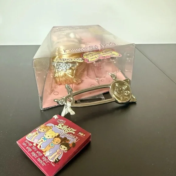 RARE Bratz Babyz Hair Flair Cloe 2006 1st Edition NIB - Picture 6 of 6